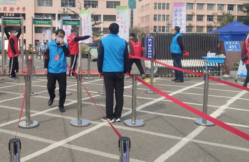 中神盾測溫安檢門助力校院開學(xué)企業(yè)復(fù)工